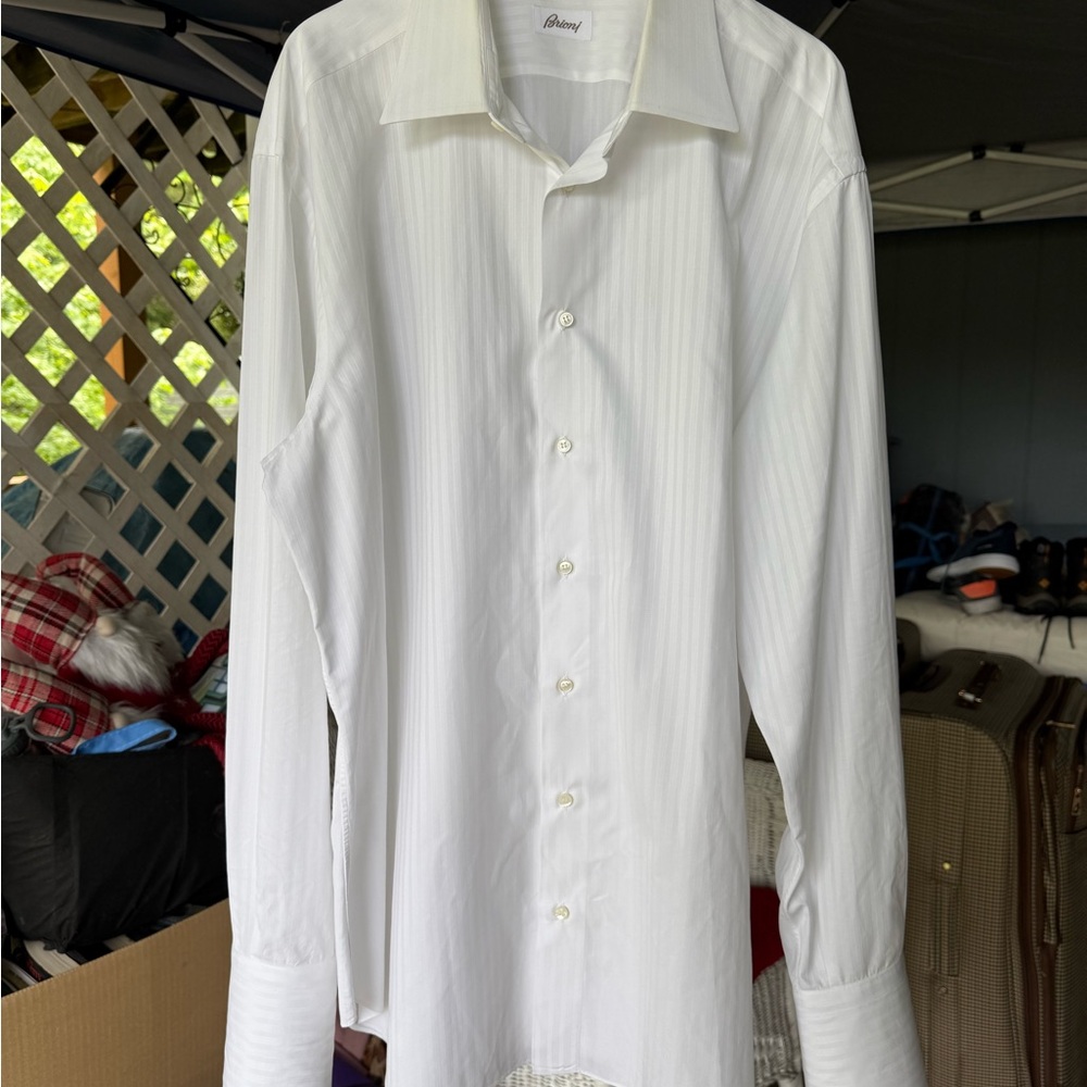 Brioni White Dress Shirt with Textured Pattern